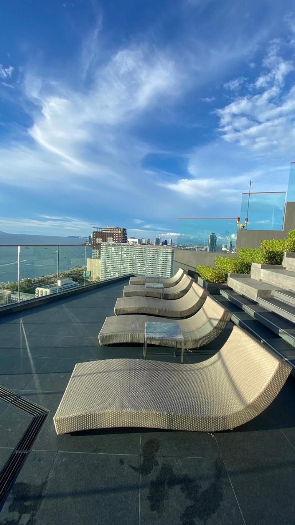 The Edge Central Pattaya Seaview With Infinity Pool & Free Netflix Eksteriør billede